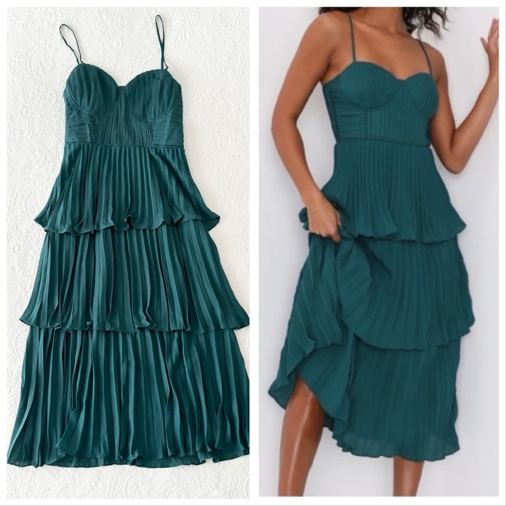 NWOT Lulus Cascading Crush Emerald Green Tiered Bustier Midi Dress Medium